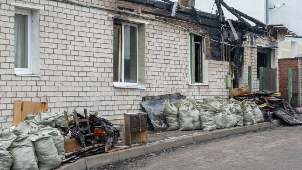 24/7 Emergency Fire Damage Removal experts in Farmer City, IL